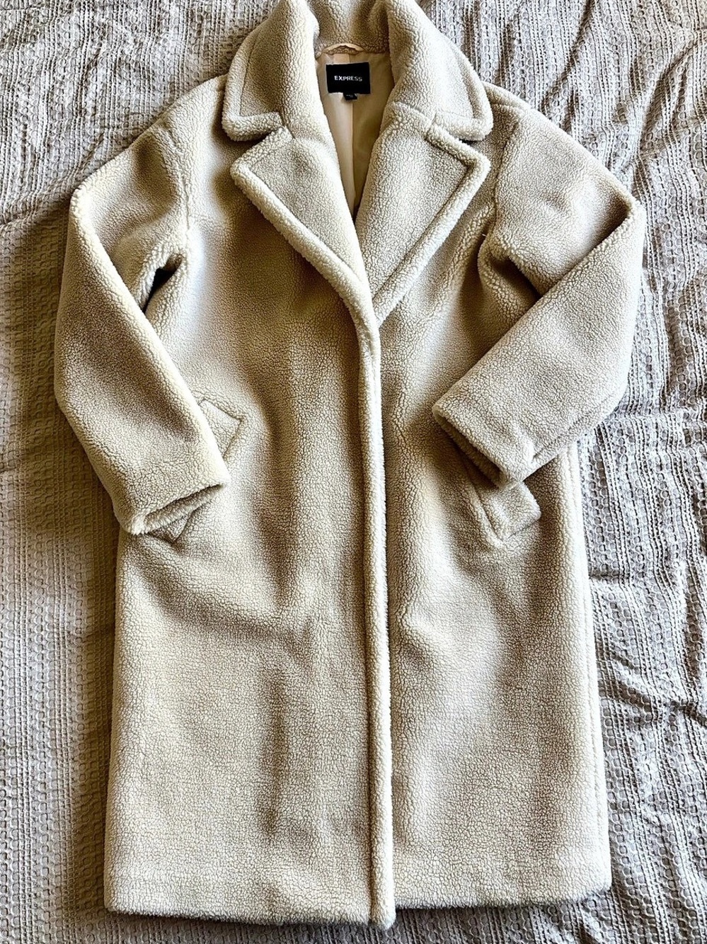 Express Sherpa Teddy Coat in Cream Size XS